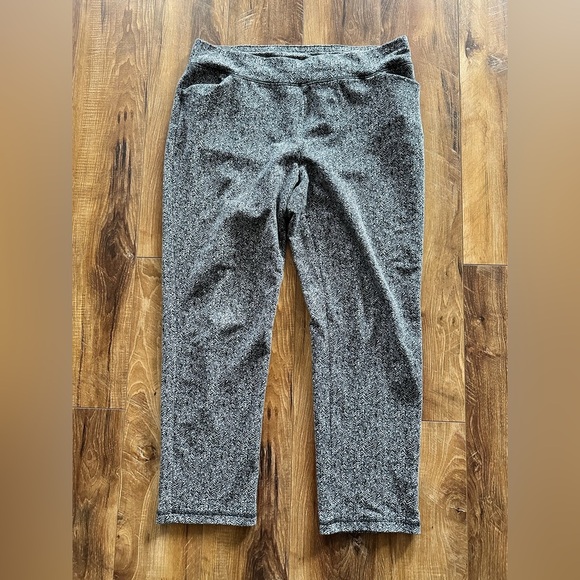 Gray Textured Pants Chicos size 2 - Picture 1 of 4